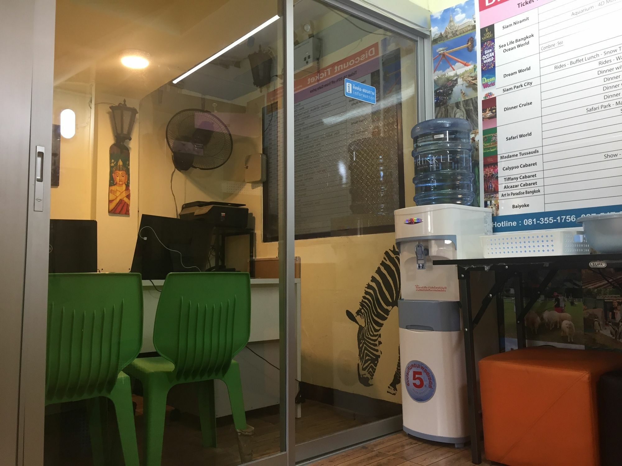 Yha Bangkok Downtown @ Station S3ホステル エクステリア 写真